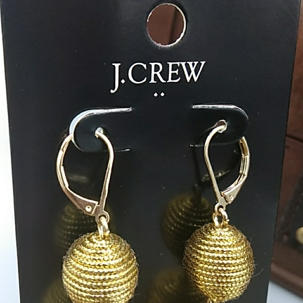 *FIRM* J. Crew Triple Lantern Gold Tone Earrings - Picture 5 of 8